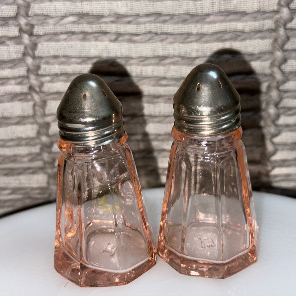Depression Glass Salt and Pepper Shakers